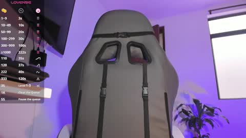 Snapshot of dalton111_ chatting on 02-22-25, 04:30 Dalton online show from 02-22-25, 04:30