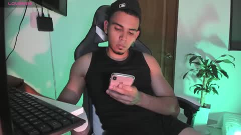 Snapshot of dalton111_ chatting on 02-28-25, 06:32 Dalton online show from 02-28-25, 06:32