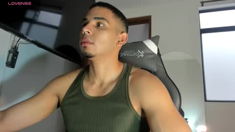 Snapshot of dalton111_ chatting on 09-12-25, 11:32 Dalton online show from 09-12-25, 11:32