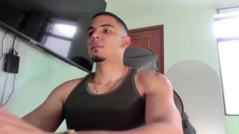 Snapshot of dalton111_ chatting on 11-12-25, 12:16 Dalton online show from 11-12-25, 12:16