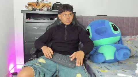 Snapshot of damar_felipe chatting on 07-20-26, 07:27 damar_felipe online show from 07-20-26, 07:27