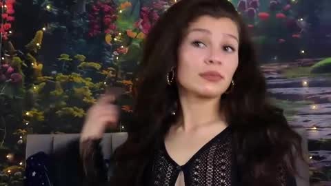 damedefeu online show from 01-13-25, 08:37