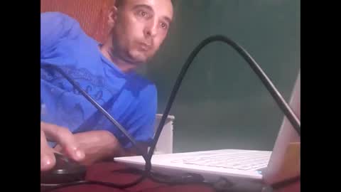 Snapshot of damian_2025 chatting on 12-26-24, 12:03 damian_2025 online show from 12-26-24, 12:03