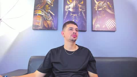 Snapshot of damian__oliver chatting on 01-10-26, 02:57 Damian Oliver online show from 01-10-26, 02:57