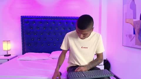 DAMIAN AND ROXANNE.  online show from 12-03-25, 12:36