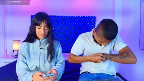 DAMIAN AND ROXANNE.  online show from 03-04-26, 12:33