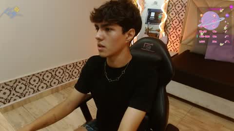 Snapshot of damian_tay chatting on 04-09-26, 03:06 damian_tay online show from 04-09-26, 03:06