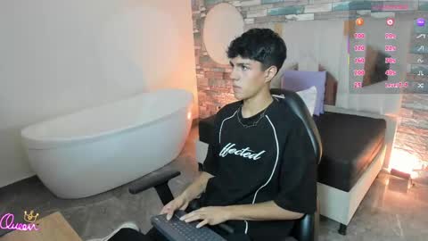 Snapshot of damian_tay chatting on 05-12-26, 11:40 damian_tay online show from 05-12-26, 11:40