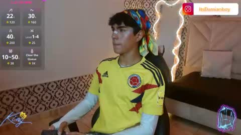 damian_tay1 online show from 07-03-26, 11:38