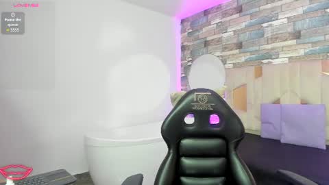 damian_tay1 online show from 07-07-26, 11:36