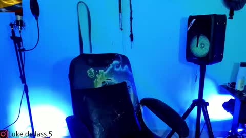 Damian torner online show from 12-21-25, 08:32