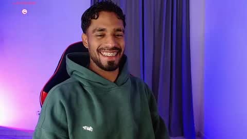 Snapshot of damiano_walker chatting on 01-14-26, 04:07 damiano_walker online show from 01-14-26, 04:07