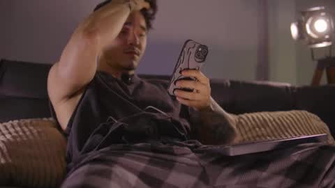 insta damn8   --------  online show from 10-19-25, 10:32