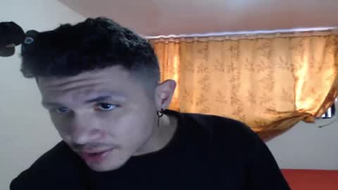 Snapshot of damiansexyboy69 chatting on 11-10-25, 12:04 damiansexyboy69 online show from 11-10-25, 12:04