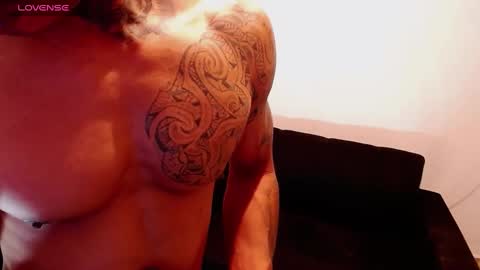 ---Taylor--- online show from 01-07-25, 12:34