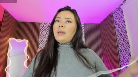 Damii online show from 04-25-26, 03:09