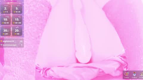 Snapshot of dammmtry chatting on 05-09-26, 01:33 Sophie online show from 05-09-26, 01:33