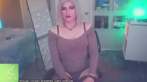 Snapshot of damngina39 chatting on 03-08-26, 05:44 damngina39 online show from 03-08-26, 05:44