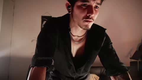 Snapshot of damnnoir chatting on 05-27-26, 12:18 insta damn8 --- ----- online show from 05-27-26, 12:18
