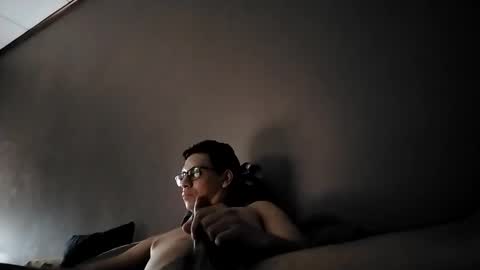 Snapshot of damnsexy0102 chatting on 06-02-26, 03:30 DamnSexy0102 online show from 06-02-26, 03:30