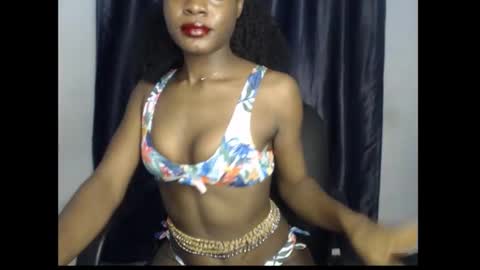 Snapshot of damsel8 chatting on 12-04-25, 10:02 leah online show from 12-04-25, 10:02