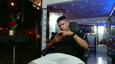 Snapshot of damyan_2003 chatting on 09-24-25, 02:26 damyan_2003 online show from 09-24-25, 02:26