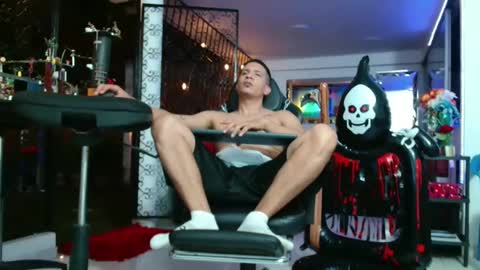 Snapshot of damyan_2003 chatting on 10-23-25, 05:07 damyan_2003 online show from 10-23-25, 05:07