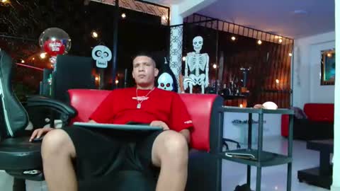 Snapshot of damyan_2003 chatting on 11-03-25, 03:41 damyan_2003 online show from 11-03-25, 03:41