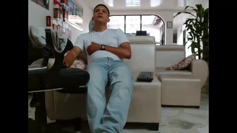 Snapshot of damyan_2003 chatting on 02-24-26, 07:01 damyan_2003 online show from 02-24-26, 07:01