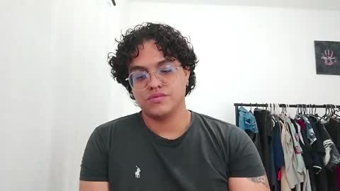 Diane Blosson online show from 04-22-26, 01:52