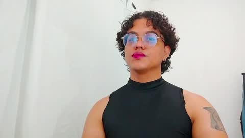 Diane Blosson online show from 04-25-26, 01:41