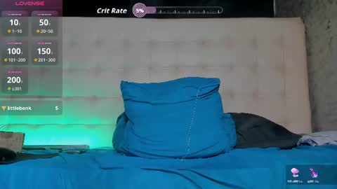 Snapshot of dan_darek chatting on 06-18-26, 12:11 DAN online show from 06-18-26, 12:11