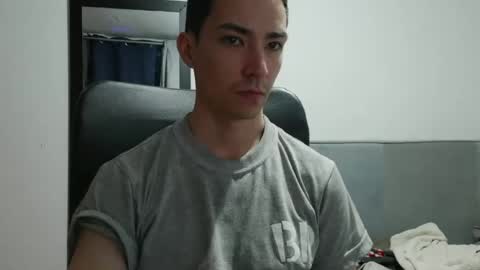 x  x online show from 06-25-26, 01:27