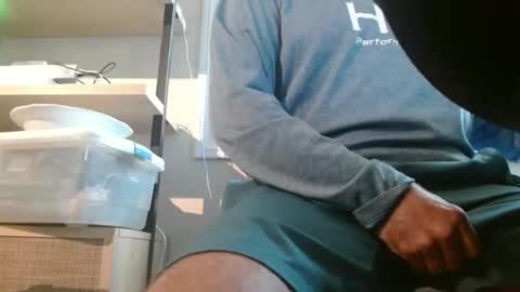 Snapshot of dan_va chatting on 12-21-25, 04:58 Dan online show from 12-21-25, 04:58