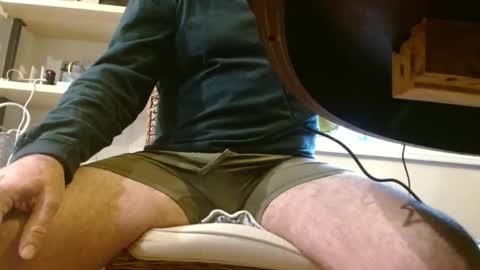 Snapshot of dan_va chatting on 02-10-26, 03:27 Dan online show from 02-10-26, 03:27