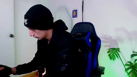 Snapshot of dan_yagami chatting on 09-26-25, 05:00 Dan and Noah online show from 09-26-25, 05:00