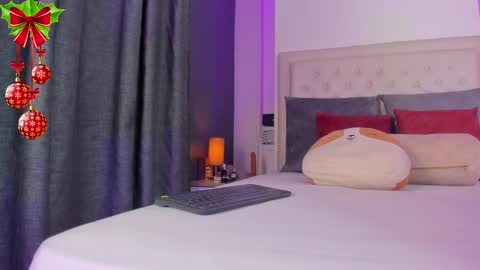 Snapshot of dana_haze chatting on 12-27-24, 07:29 Dana online show from 12-27-24, 07:29