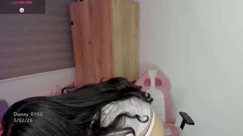 Snapshot of danay_01 chatting on 02-05-26, 10:25 danay_01 online show from 02-05-26, 10:25