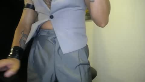 Snapshot of danbury44 chatting on 09-25-25, 03:32 danbury online show from 09-25-25, 03:32