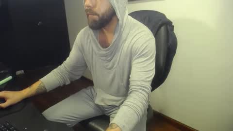 Snapshot of danbury44 chatting on 10-14-25, 03:18 danbury online show from 10-14-25, 03:18