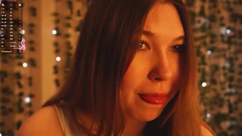 Snapshot of dance_with_lisa_ chatting on 12-18-25, 05:30 Di online show from 12-18-25, 05:30
