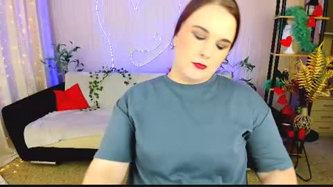 Snapshot of dancingsurprise chatting on 06-09-26, 09:10 Olivia online show from 06-09-26, 09:10