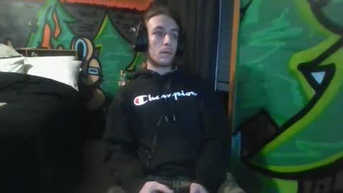 Snapshot of dandan420710 chatting on 02-14-26, 06:43 dandan420710 online show from 02-14-26, 06:43