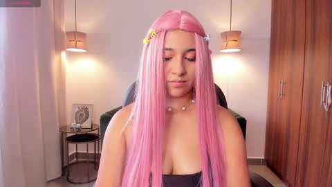 Snapshot of dandara_thompsson chatting on 09-26-25, 07:40 Dandara online show from 09-26-25, 07:40