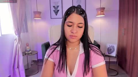 Snapshot of dandara_thompsson chatting on 11-02-25, 07:05 Dandara online show from 11-02-25, 07:05