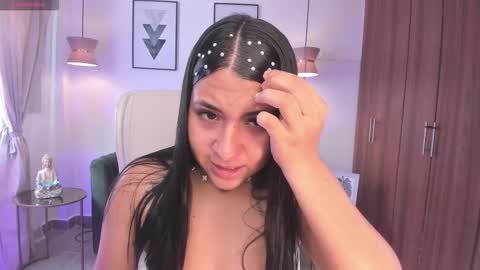 Snapshot of dandara_thompsson chatting on 11-03-25, 07:04 Dandara online show from 11-03-25, 07:04