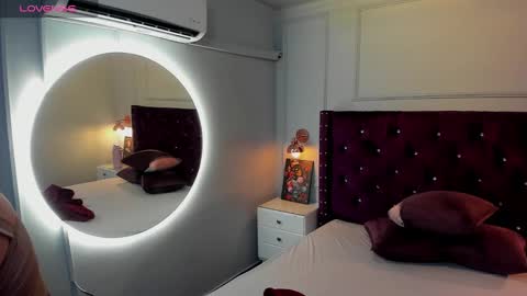 Snapshot of danee_19 chatting on 01-03-25, 11:46 Daniela online show from 01-03-25, 11:46