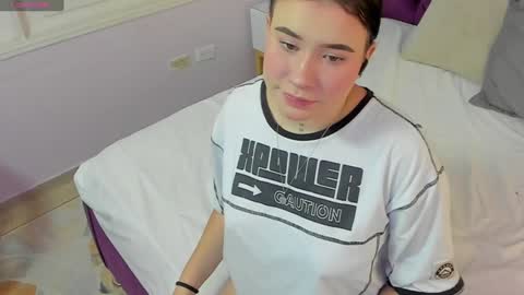 Snapshot of danee_19 chatting on 02-02-25, 11:40 Daniela online show from 02-02-25, 11:40