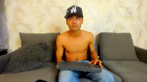 Snapshot of danger_smith chatting on 03-25-26, 04:07 danger smith online show from 03-25-26, 04:07