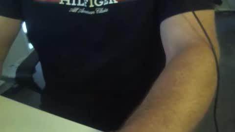 Snapshot of dangirth78 chatting on 01-09-26, 05:37 dangirth78 online show from 01-09-26, 05:37